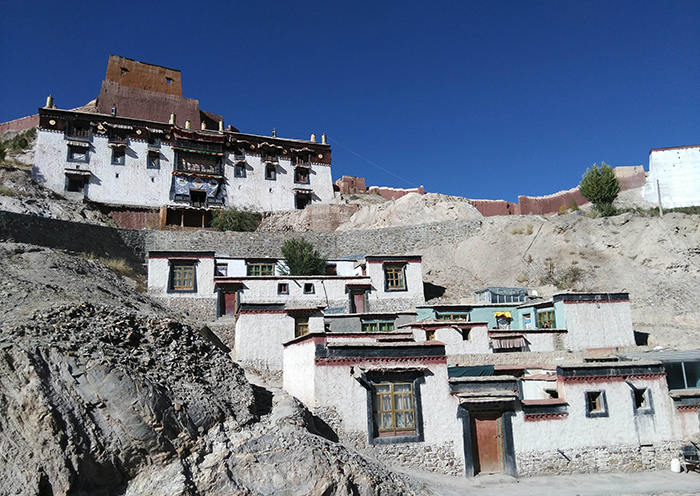 gyantse-kumbum-monastery
