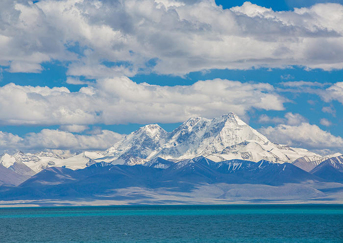 Nyenchen Tanglha