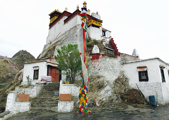 Yumbu Lakang Festung